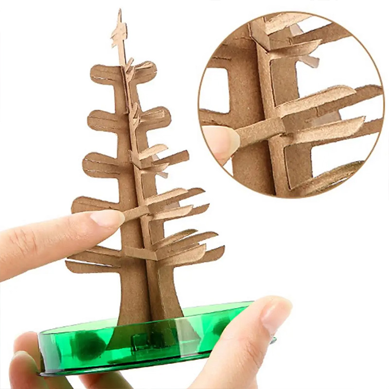 ماکت جادویی درخت کاج